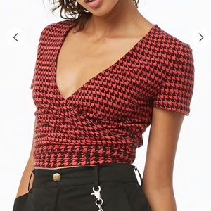 Cropped v neck wrapped top